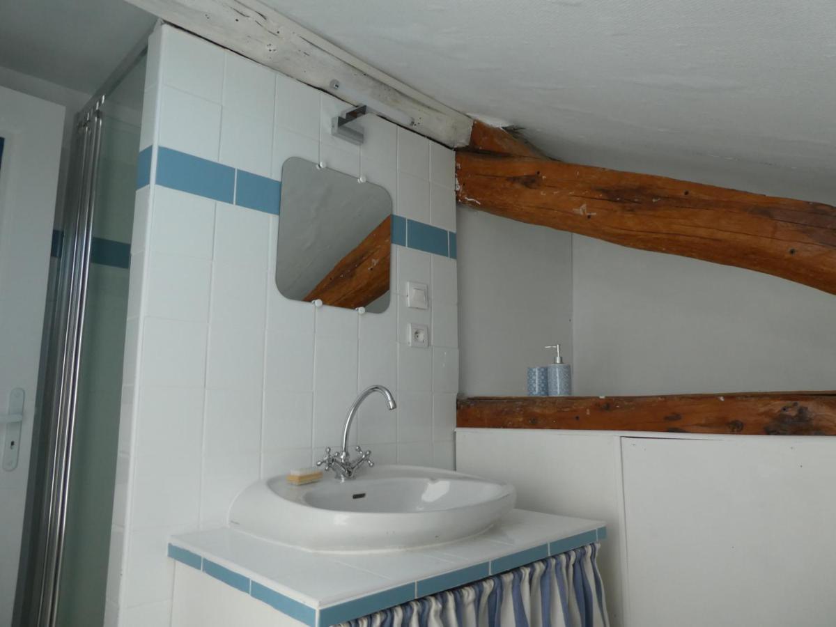 Les Chambres Du Ladoux Sencenac-Puy-de-Fourches Eksteriør bilde